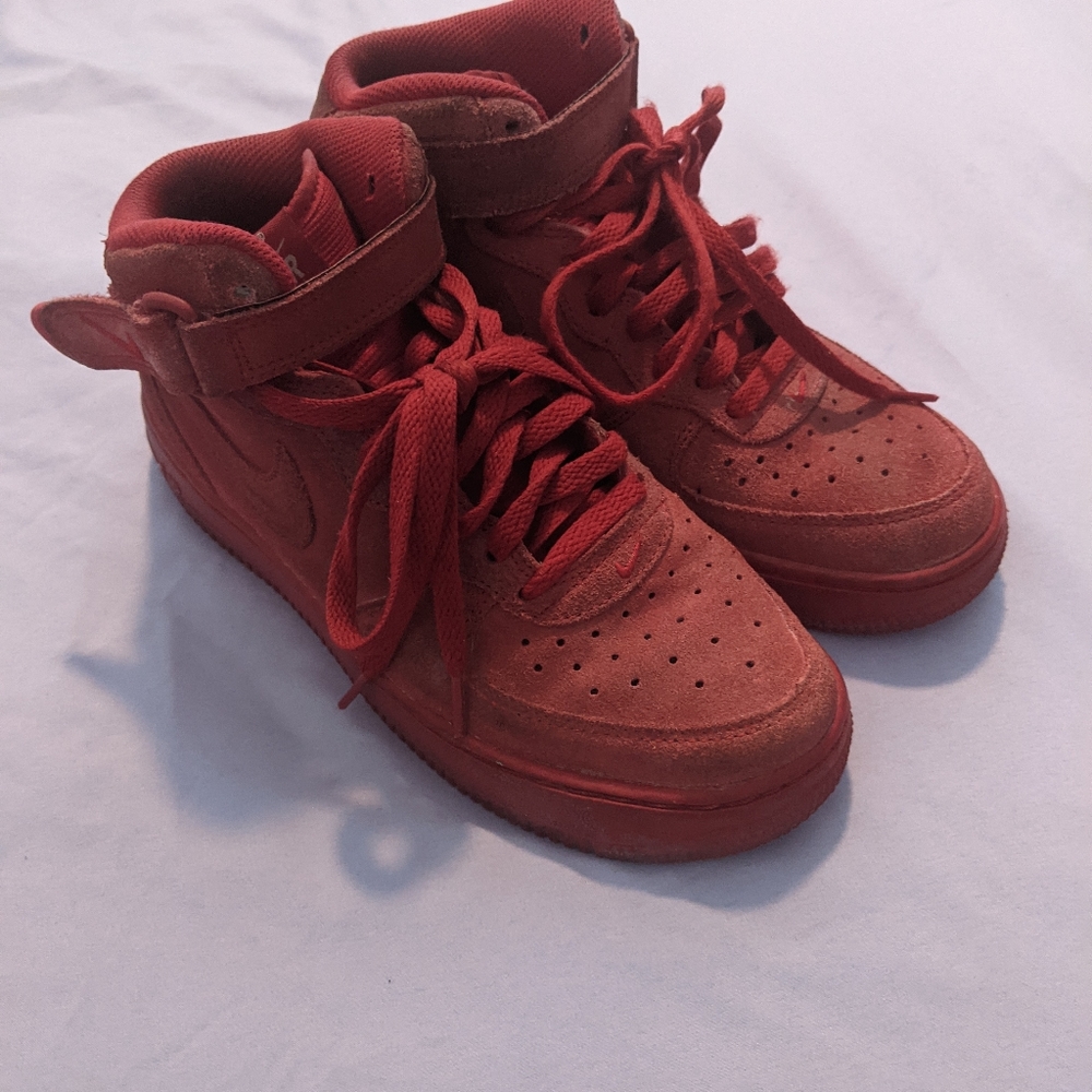 Nike women's high top